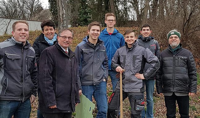Im Bild v.l.n.r.: Lukas Rohrer, Annemarie Maurer, Richard Hogl, Stefan Rohrer, David Niedermayer, Johannes Kopp, Felix Rohringer, Herbert Fellinger
