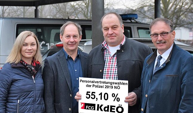 Im Bild v.l.n.r.: Eva-Maria Himmelbauer, NÖAAB Bezirksobmann Thomas Bauer, Bezirksvorsitzender der KdEÖ Gerald Gerstorfer und LAbg. Bgm. Richard Hogl